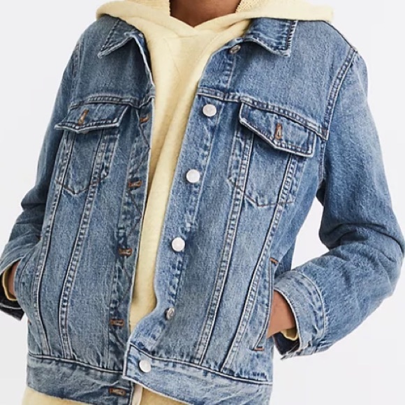 Madewell | Slighly Distressed Jean Jacket - Picture 1 of 4